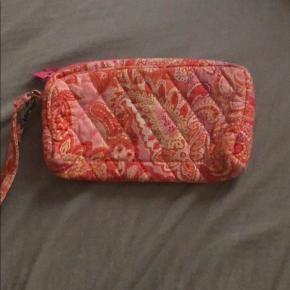 Vera Bradley Wrislet - Picture 1 of 3